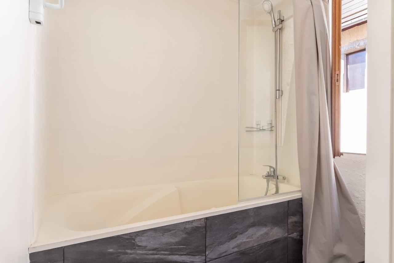 Le Saint Jean - Appartement Rue Carnot Pour 2 - 4 Pers Annecy Exterior photo