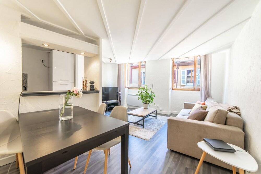 Le Saint Jean - Appartement Rue Carnot Pour 2 - 4 Pers Annecy Exterior photo